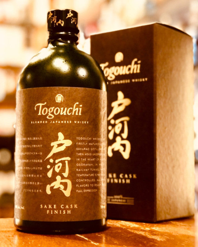 戸河内 ブレンデッドジャパニーズウイスキー SAKE CASK FINISH (サケカスク・フィニッシュ) 40％ – 伊勢屋酒店