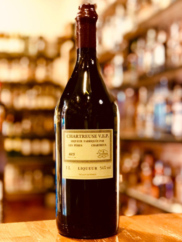 シャルトリューズ VEP ヴェール グリーン 1L 54％ – 伊勢屋酒店